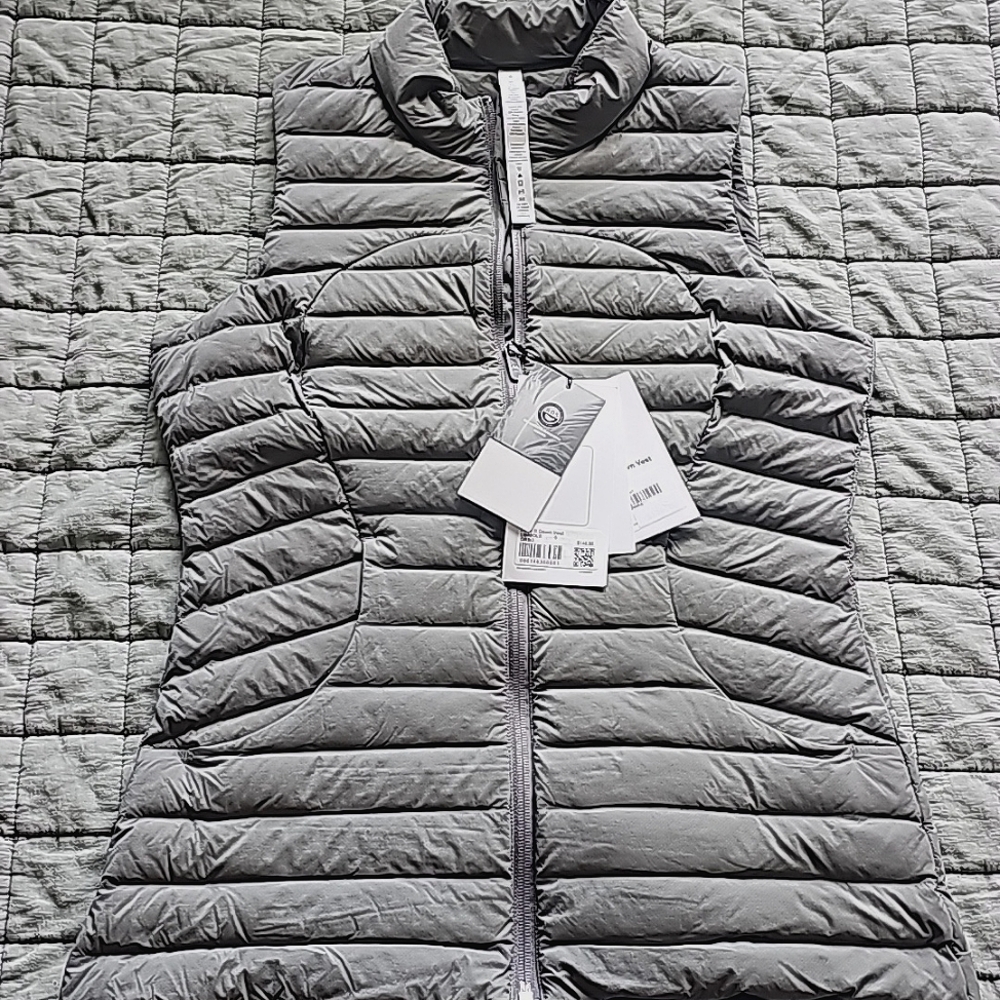 Lululemon Pack It Down Vest